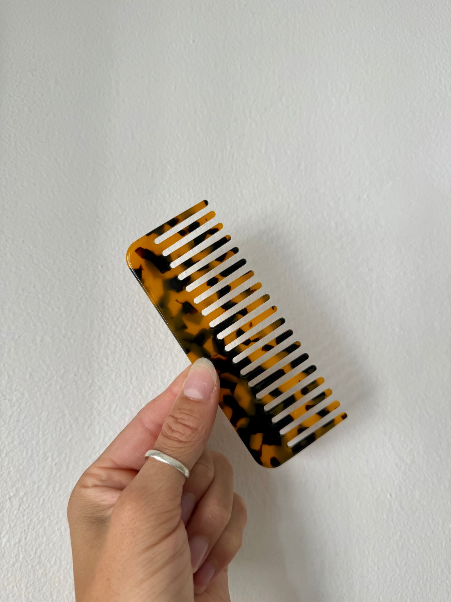 Zara Comb