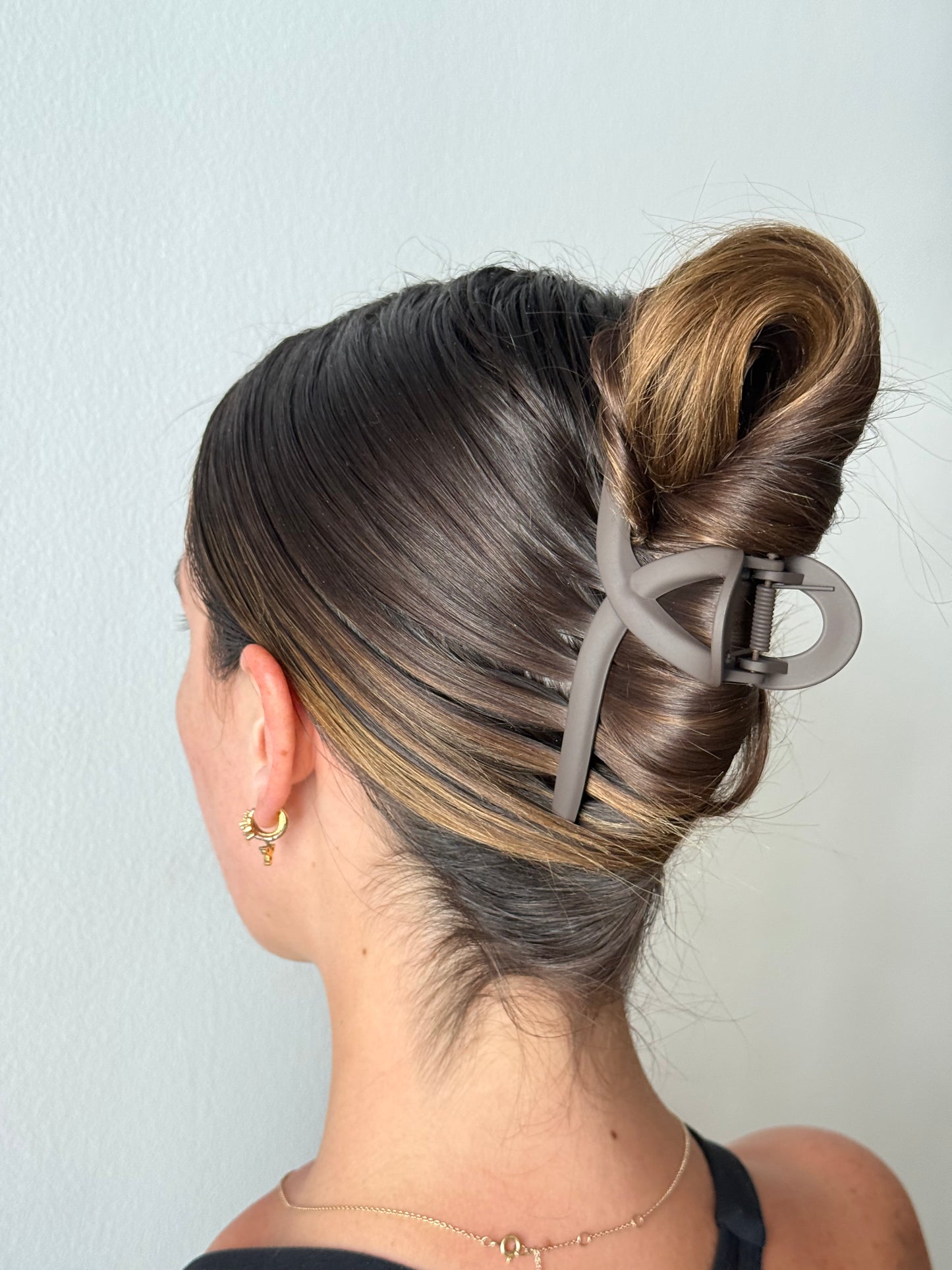 Vera clip