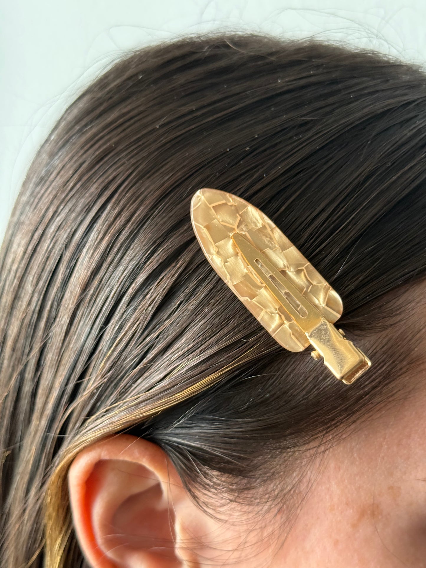 Elara Clips