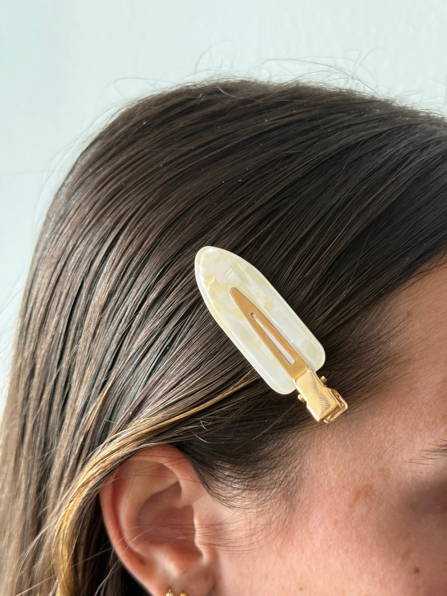 Elara Clips